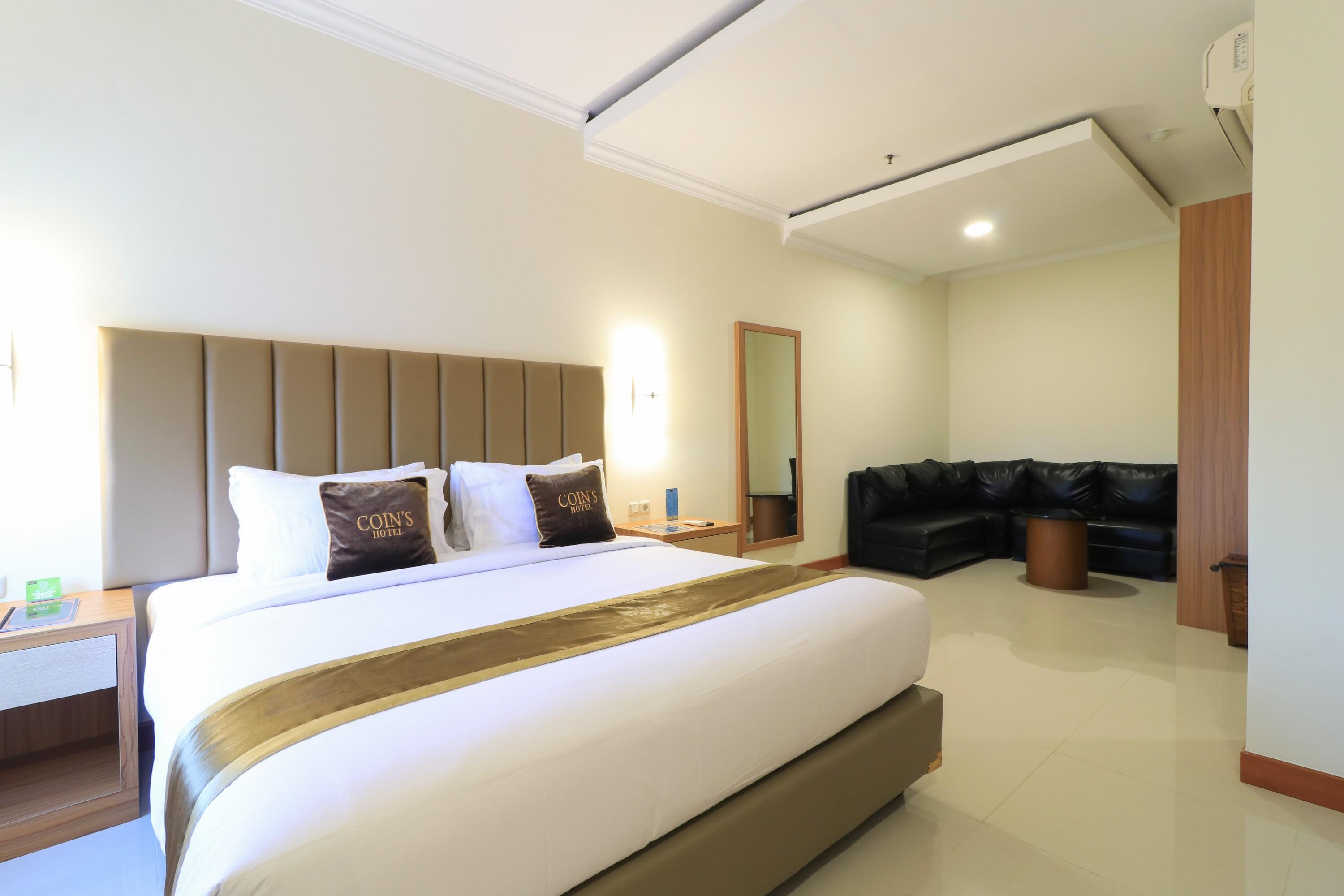 Coins Hotel Jakarta Luaran gambar