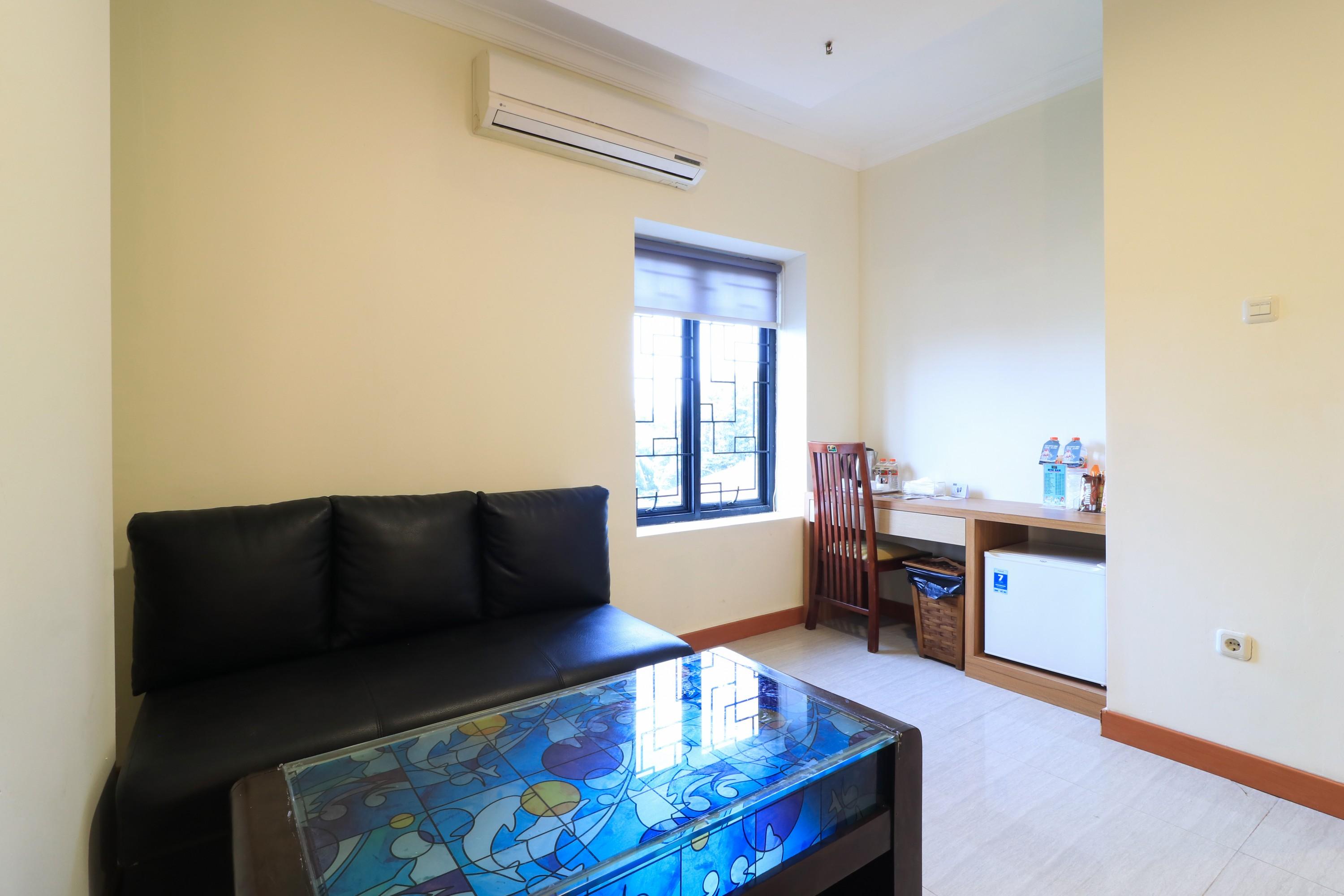 Coins Hotel Jakarta Luaran gambar
