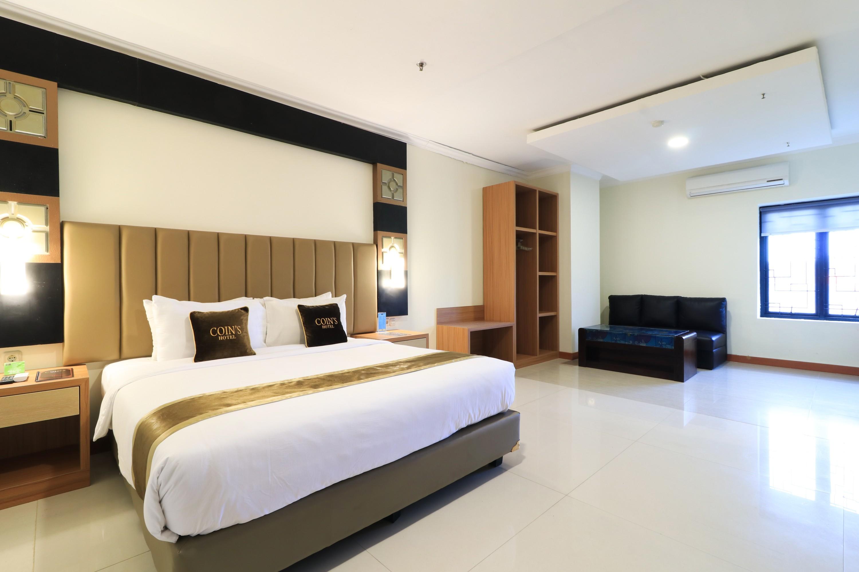 Coins Hotel Jakarta Luaran gambar