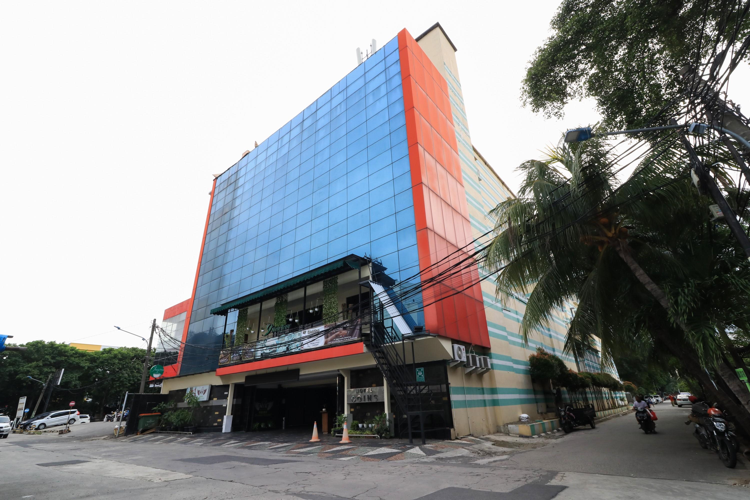 Coins Hotel Jakarta Luaran gambar